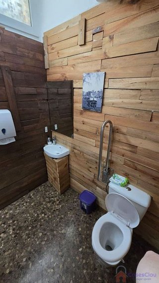 Local comercial en venta en Este en Castellón de la Plana