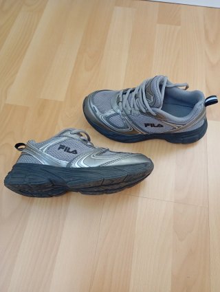 Zapatillas Fila niño talla 36.5 EUR