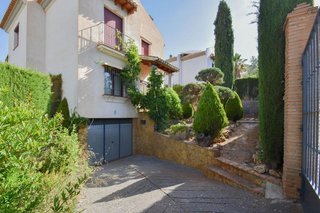 Chalet en venta en Padul