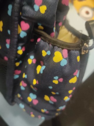 Mochila infantil con estampado de tréboles