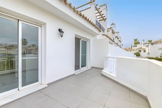 Casa adosada en venta en Puerto Banús en Marbella
