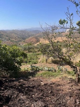 Terreno en venta en Pizarra
