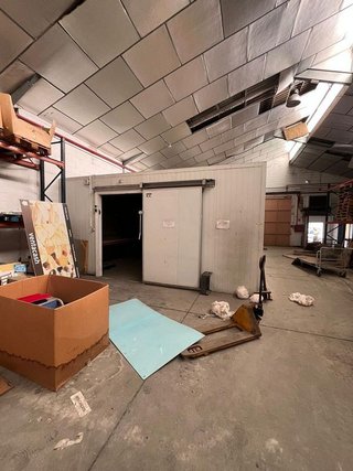 Nave industrial en venta en Palmete en Sevilla