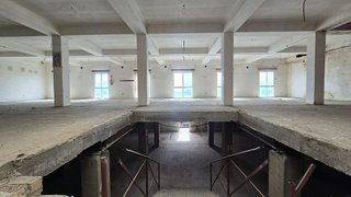 Edificio en venta en Pilas