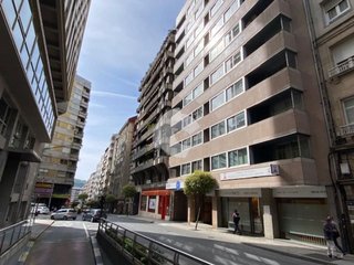 Garaje en venta en Centro en Ourense