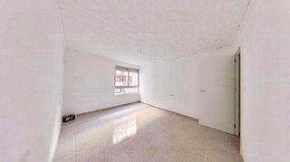 Piso en venta en La Creu del Grau en Valencia