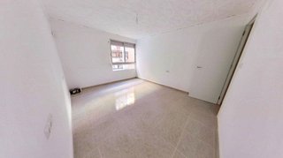 Piso en venta en La Creu del Grau en Valencia