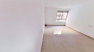 Piso en venta en La Creu del Grau en Valencia