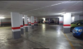 Garaje en venta en Los Rosales en Madrid