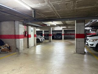 Garaje en venta en Olot