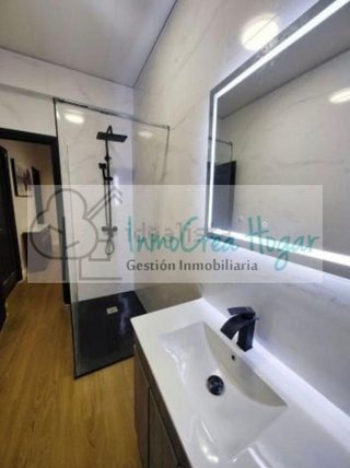 Chalet en venta en Calvario - Santa Rita en Vigo