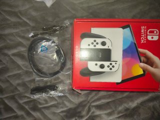Nintendo Switch OLED Blanca y Negra