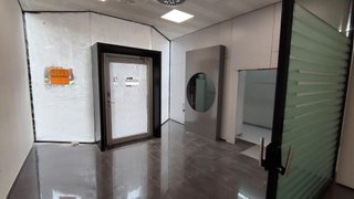 Local comercial en alquiler en Buñol