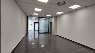 Local comercial en alquiler en Buñol