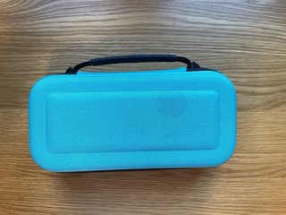 Nintendo Switch Lite + 4 Juegos