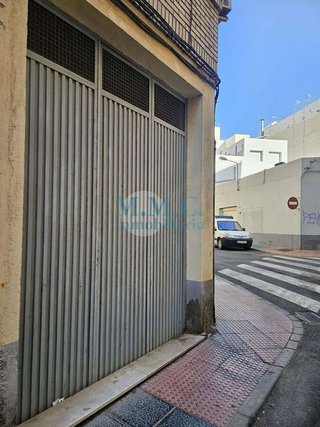 Local comercial en venta en Barrio Alto - San Félix - Oliveros - Altamira en Almería