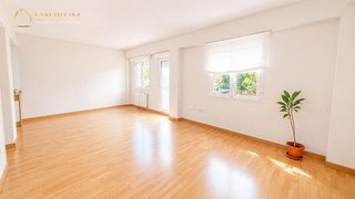 Piso en venta en Ensanche - Diputación en Alicante
