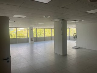 Oficina en alquiler en Coll Favà - Can Magí en Sant Cugat del Vallès