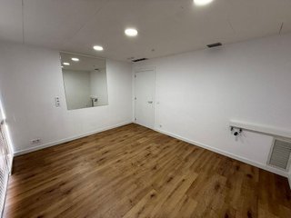 Oficina en alquiler en Eixample Nord – La Devesa en Girona