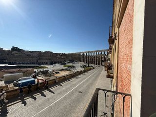 Casa pareada en alquiler en Plaza Mayor - San Agustín en Segovia