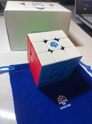 Cubo 3x3 Gancube