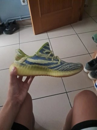 Adidas Yeezy Boost 350 V2 Zebra