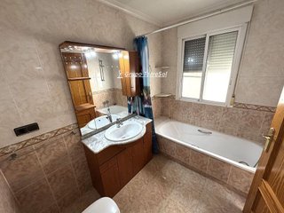 Casa adosada en venta en Catral