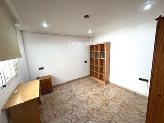 Casa adosada en venta en Catral