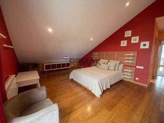 Chalet en venta en Brión