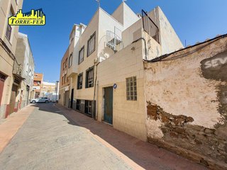 Chalet en venta en San Luis en Almería