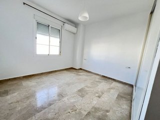 Casa adosada en venta en Aznalcázar