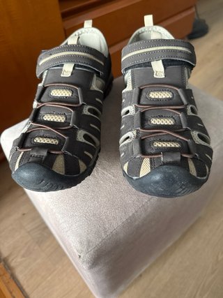 Sandalias Hombre Marrón y Beige
