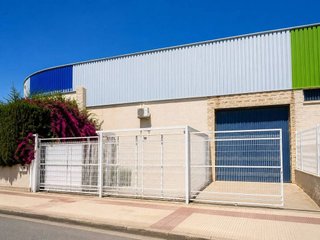 Local comercial en venta en Urbanizaciones- Santa Ana- Las Estrellas en Gandia