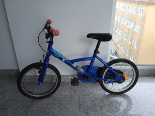 Bicicleta infantil azul
