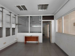 Local comercial en venta en Aranzabela - Aranbizkarra en Vitoria-Gasteiz