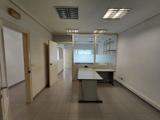 Local comercial en venta en Aranzabela - Aranbizkarra en Vitoria-Gasteiz