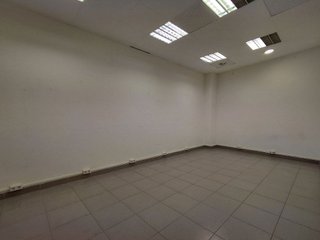 Local comercial en venta en Aranzabela - Aranbizkarra en Vitoria-Gasteiz