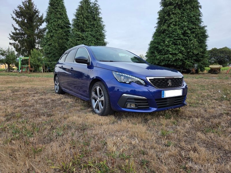 Peugeot 308 2018 - foto 1