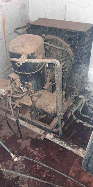 Tanque / deposito leche Alfa Laval de 1.800 Litros