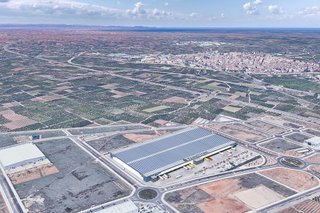 Nave industrial en alquiler en Ayuntamiento - Centro en Alzira