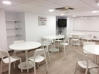 Oficina en alquiler en Carranque - Haza Cuevas en Málaga