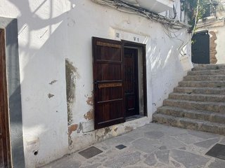 Local comercial en alquiler en Dalt de la Vila - La Marina en Ibiza/Eivissa