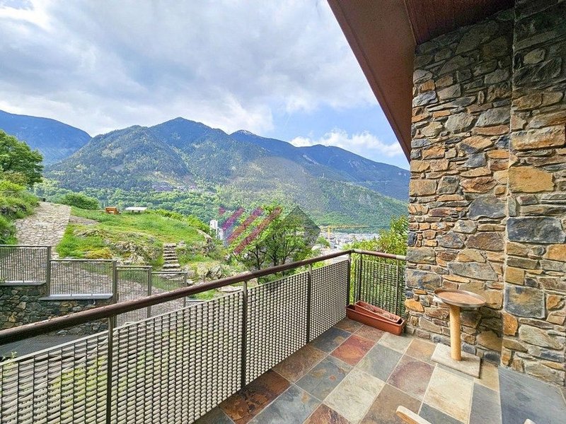 4-bedroom penthouse for rent in Escaldes-Engordany · 5 of 60