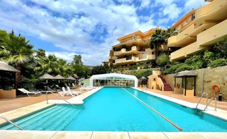 Piso en venta en Los Naranjos en Marbella