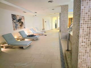 Piso en venta en Los Naranjos en Marbella