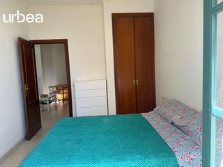 Piso en venta en La Goleta - San Felipe Neri en Málaga
