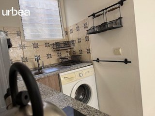 Piso en venta en La Goleta - San Felipe Neri en Málaga