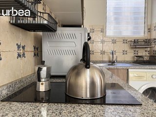 Piso en venta en La Goleta - San Felipe Neri en Málaga