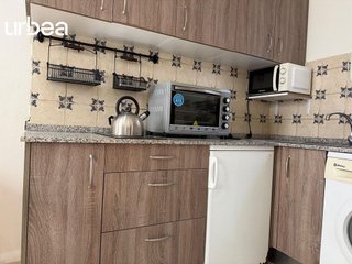 Piso en venta en La Goleta - San Felipe Neri en Málaga
