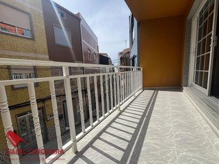 Casa adosada en venta en Guarda (A)
